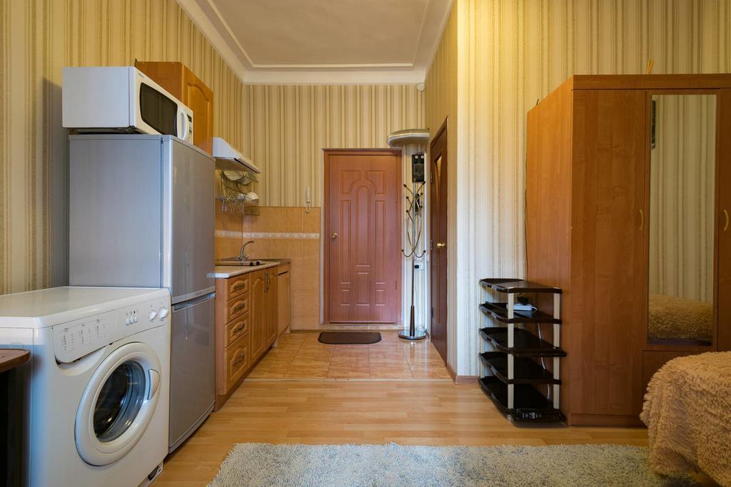 Nadezhda Apartments On Kabanbay Batyr 122 Almaty Exterior photo